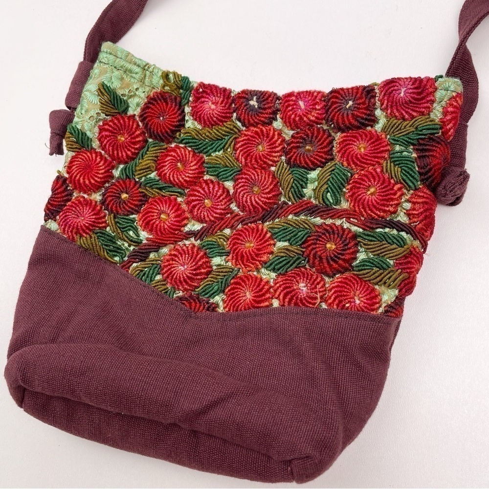 Altiplano Boho Embroidered Crossbody Bag Floral Canvas Purse Burgundy Red Green - Picture 3 of 6